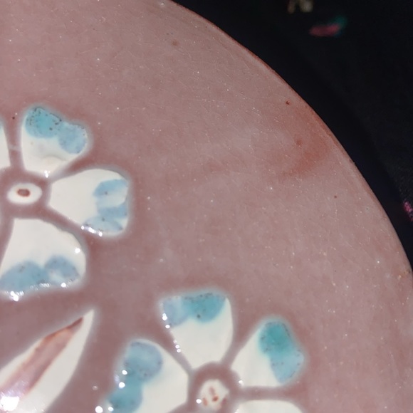 Vintage ceramic decorative small plate or platter dusty rose pink - Picture 6 of 9